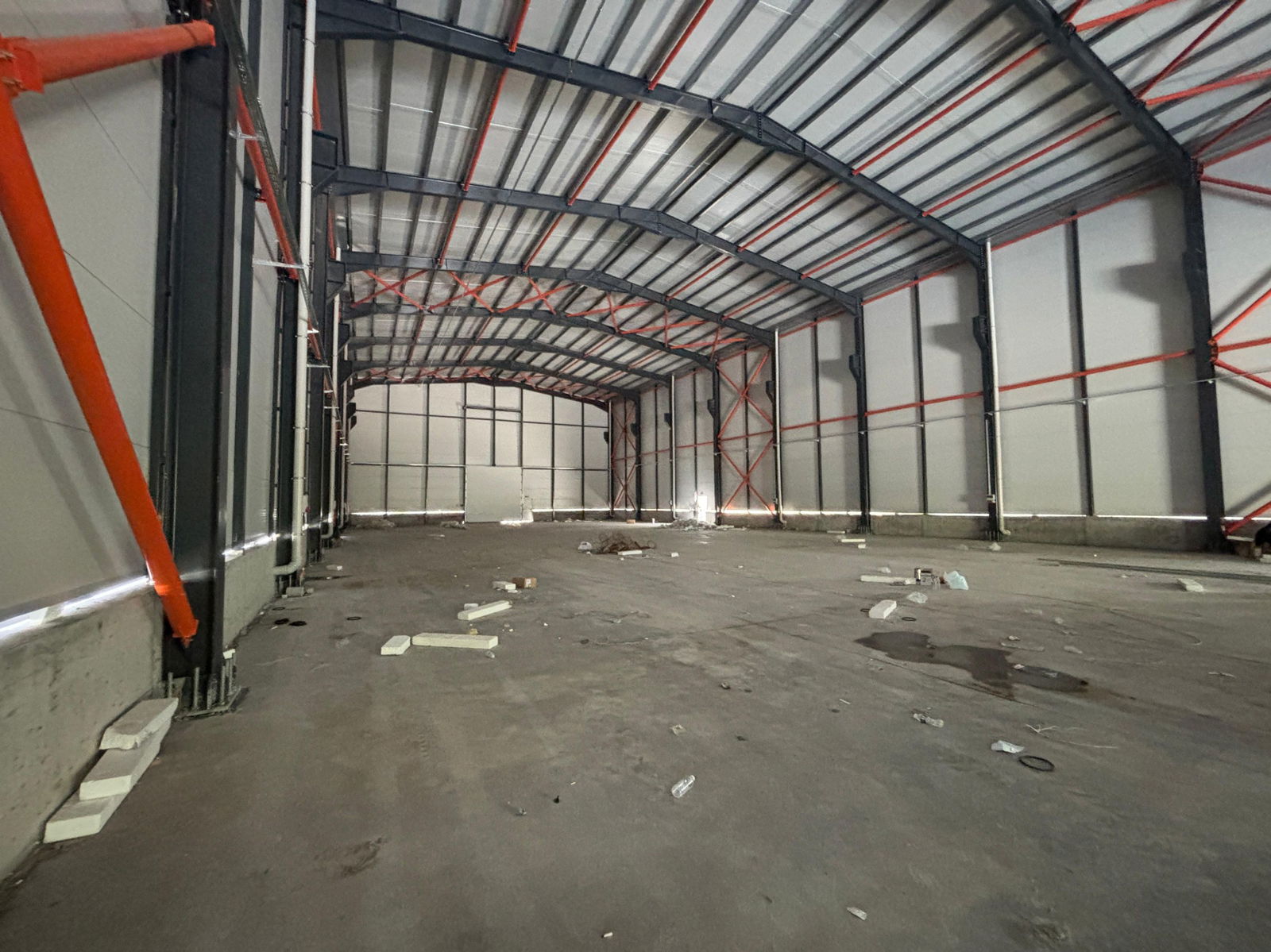 GÜMÜŞOVA SELAMLAR'DA 3000 M2 ARSA İÇİNDE 1790 M2 KİRALIK FABRİKA