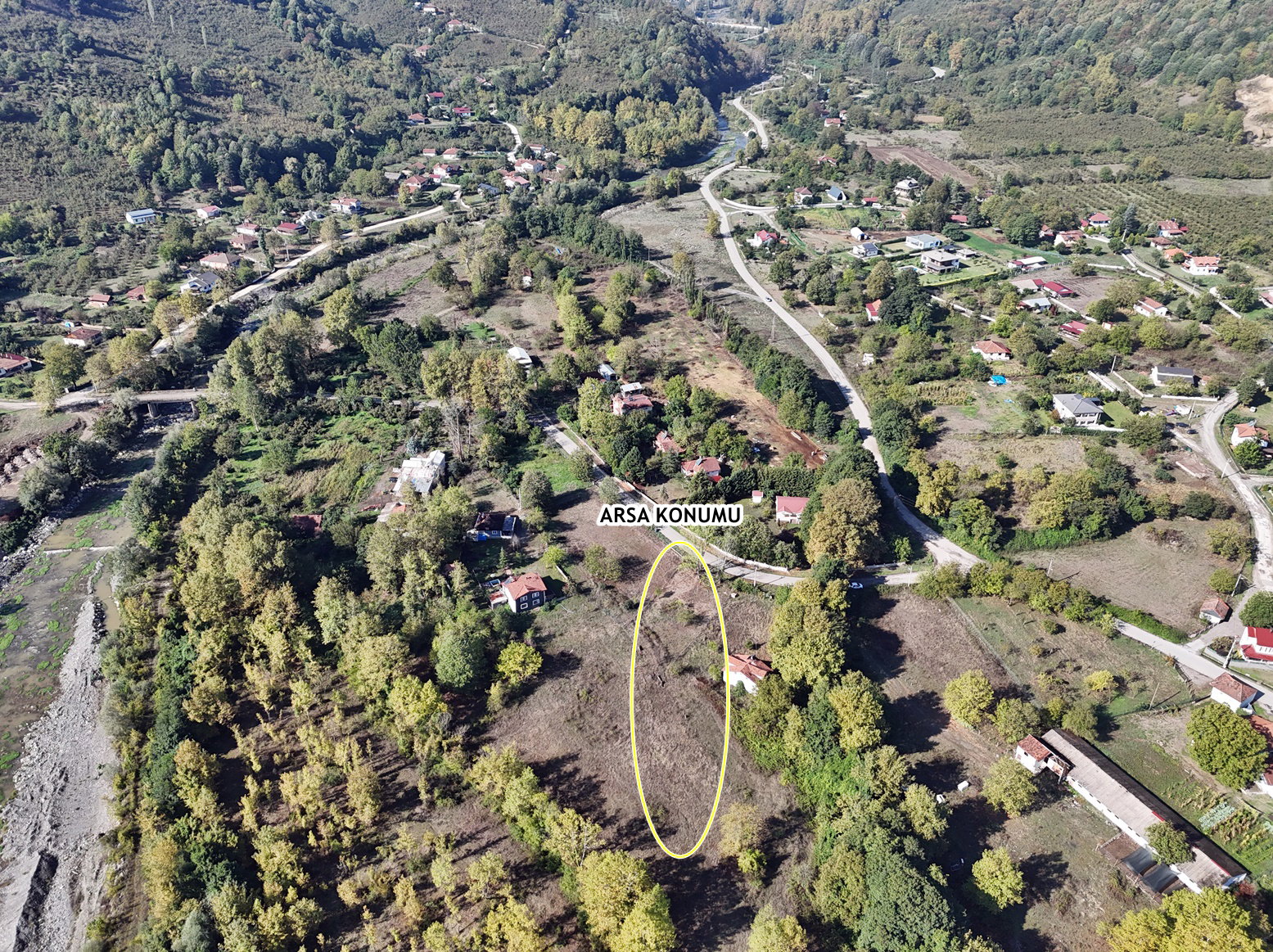 GÖLYAKA HACISÜLEYMANBEY KÖYÜ'NDE  2011 M2 SATILIK ARSA