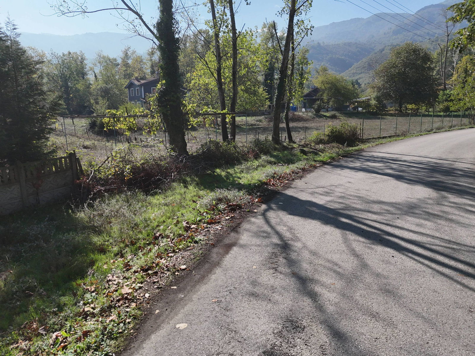 GÖLYAKA HACISÜLEYMANBEY KÖYÜ'NDE  2011 M2 SATILIK ARSA