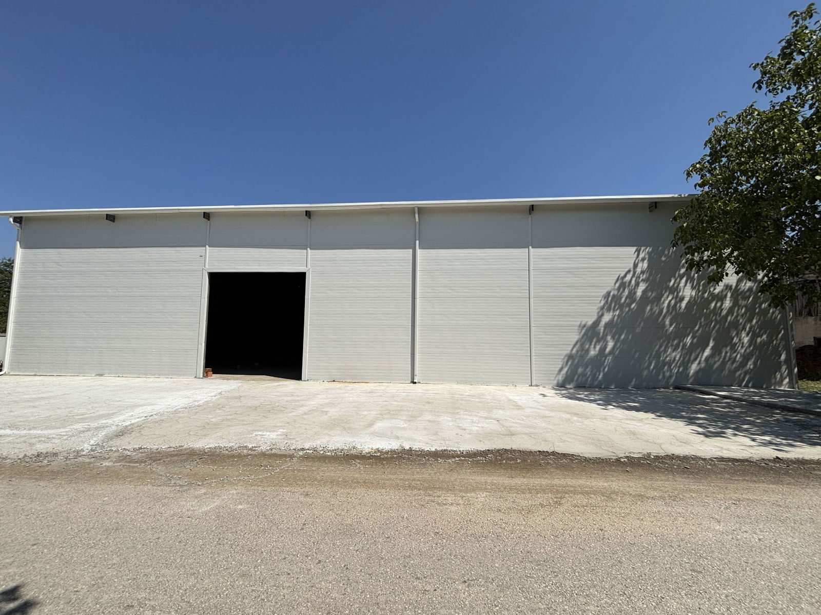 Kiralık Depo 90,000 TL