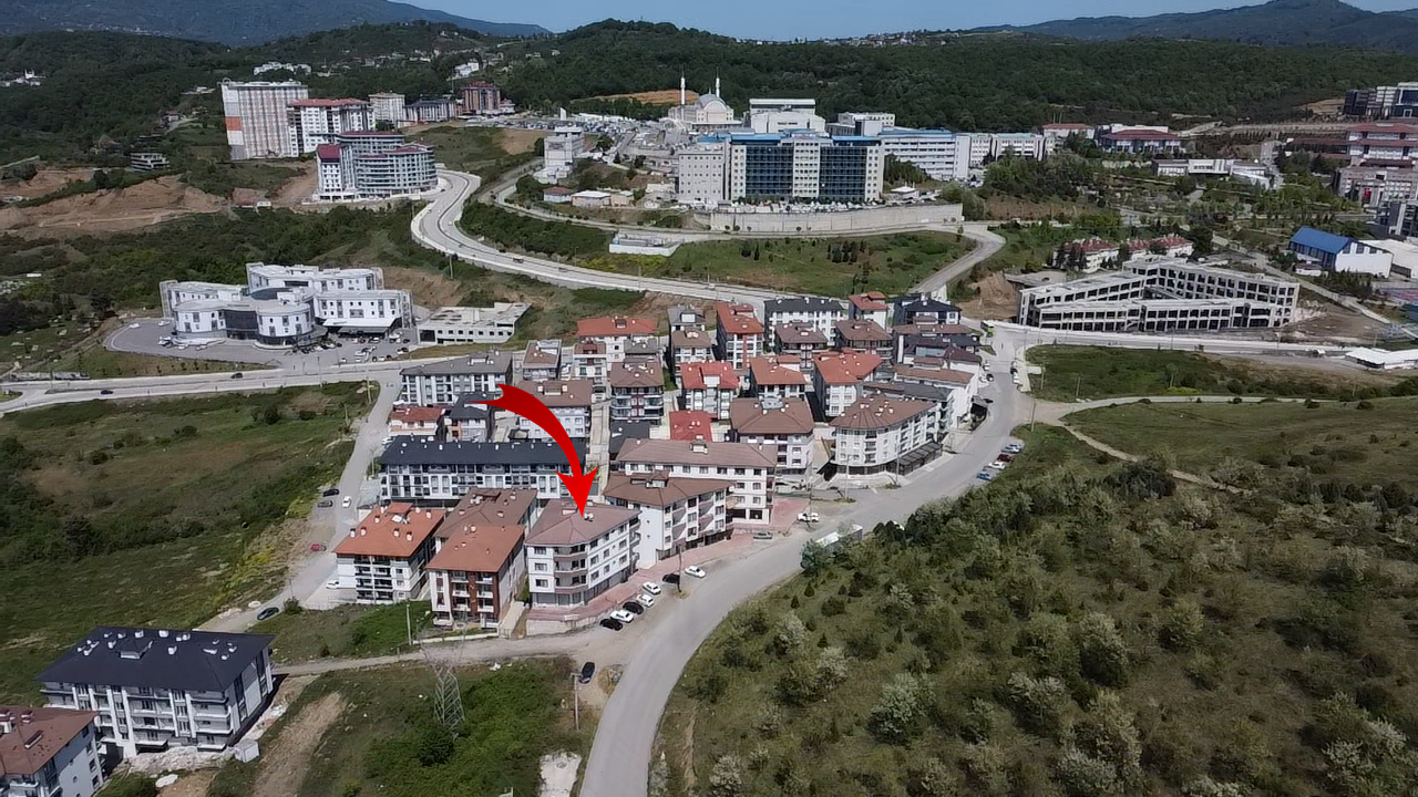 KONURALP ÜNİVERSİTE YERLEŞKESİNDE 194 M2 KİRALIK DÜKKAN