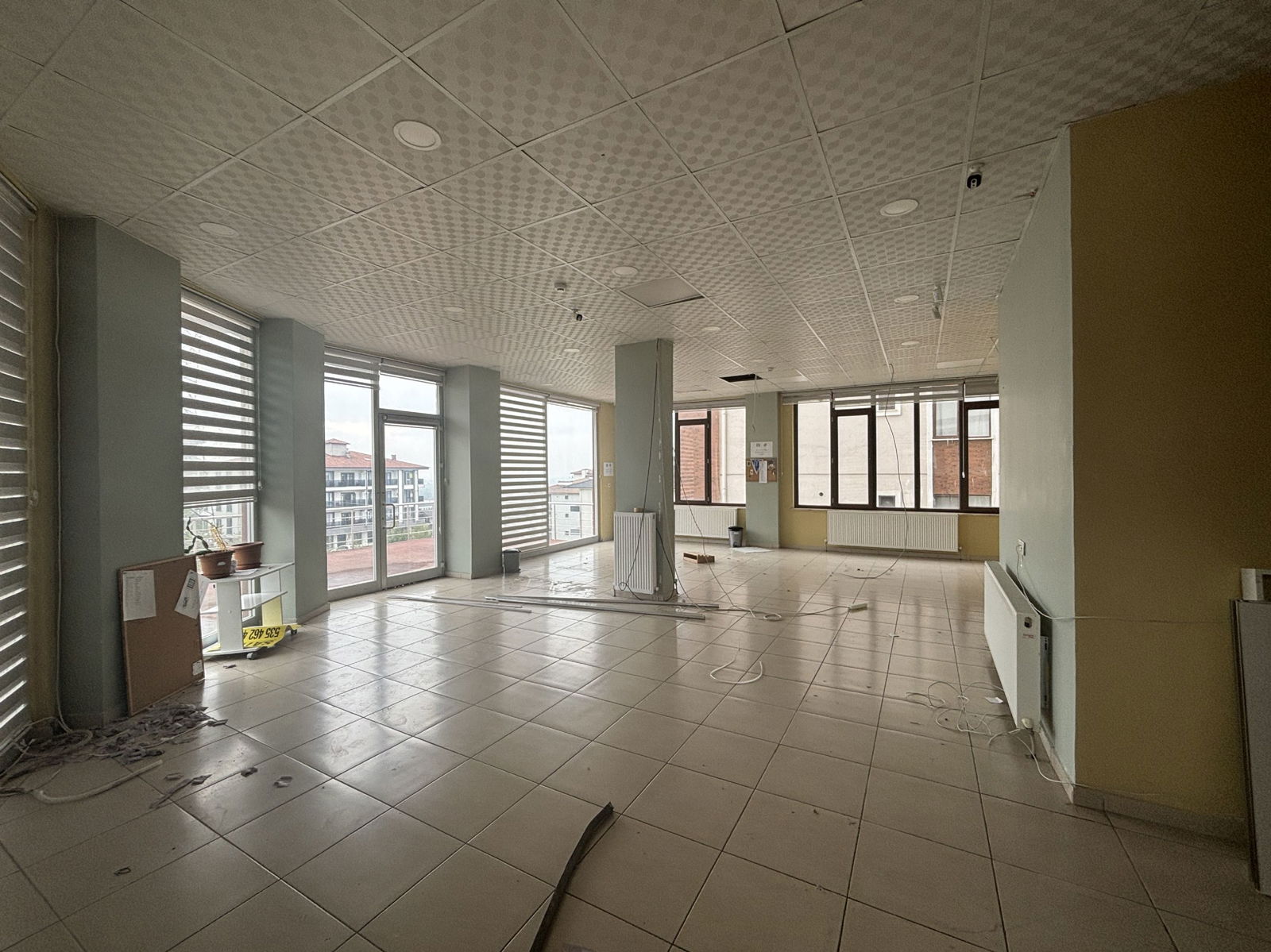 Kiralık Dükkan 35,000 TL