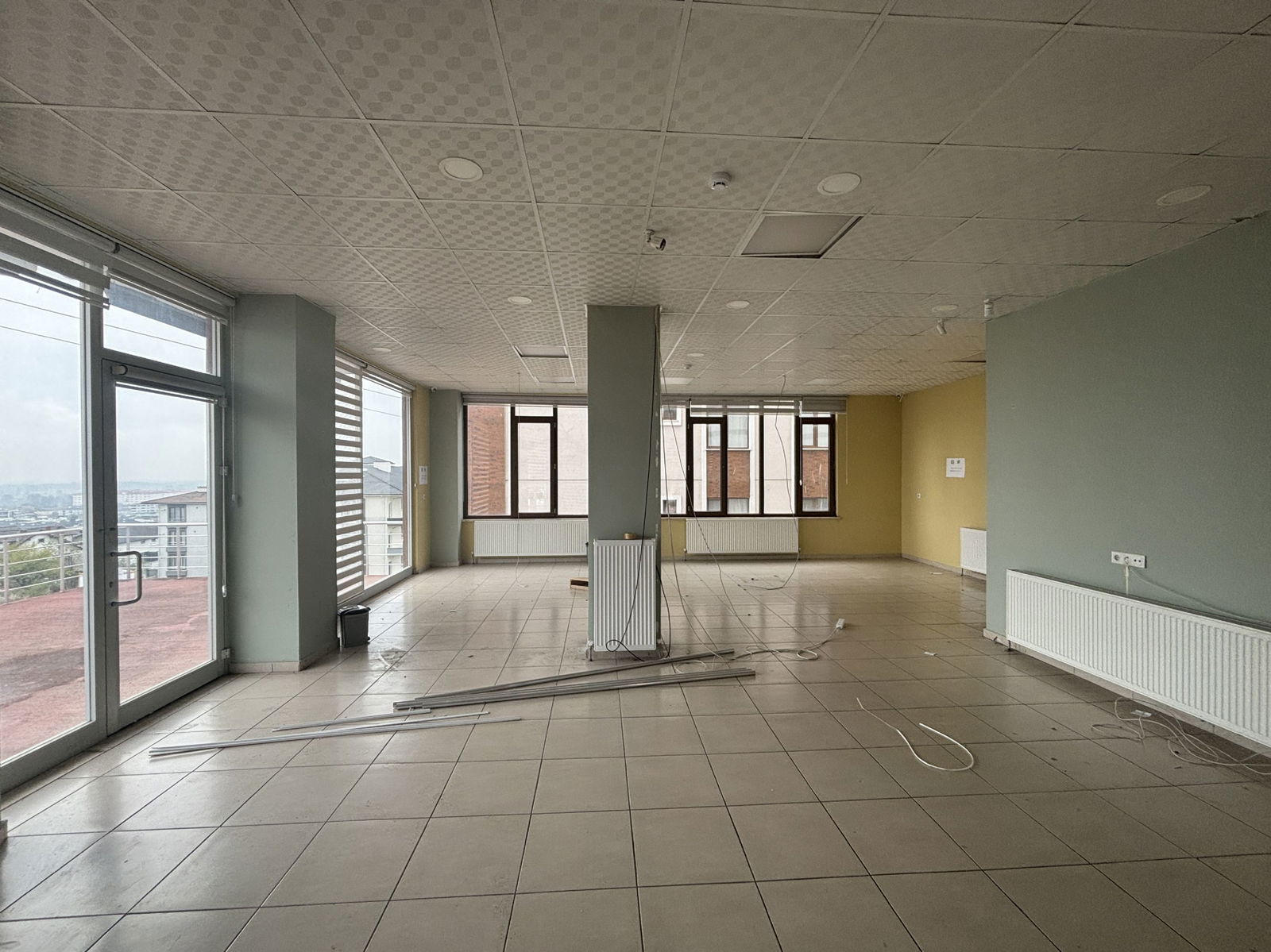 Kiralık Dükkan 35,000 TL