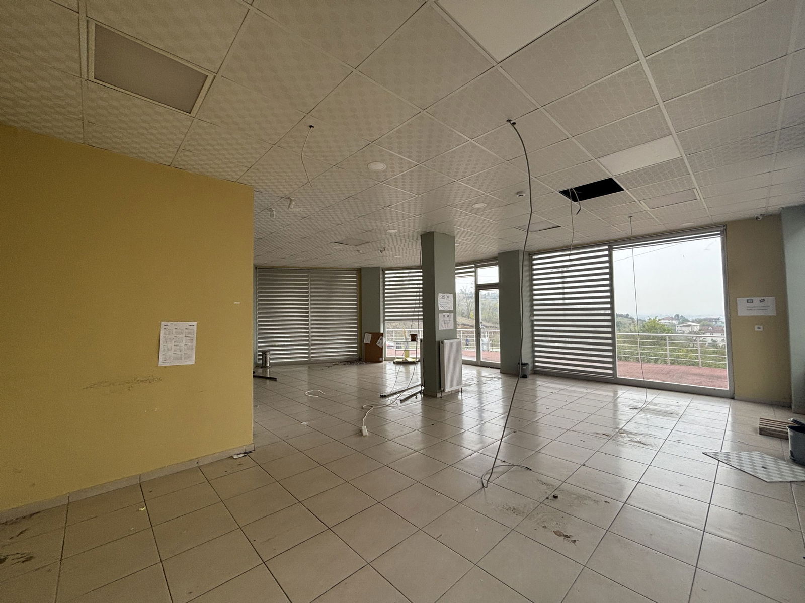 Kiralık Dükkan 35,000 TL