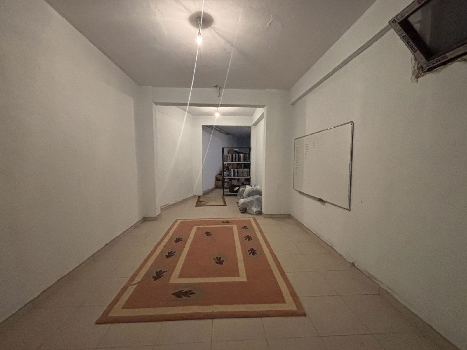 Kiralık Dükkan 35,000 TL