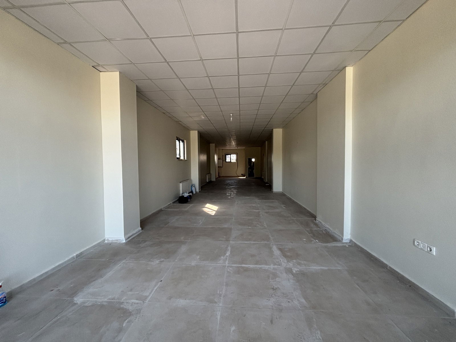 Kiralık Dükkan 35,000 TL