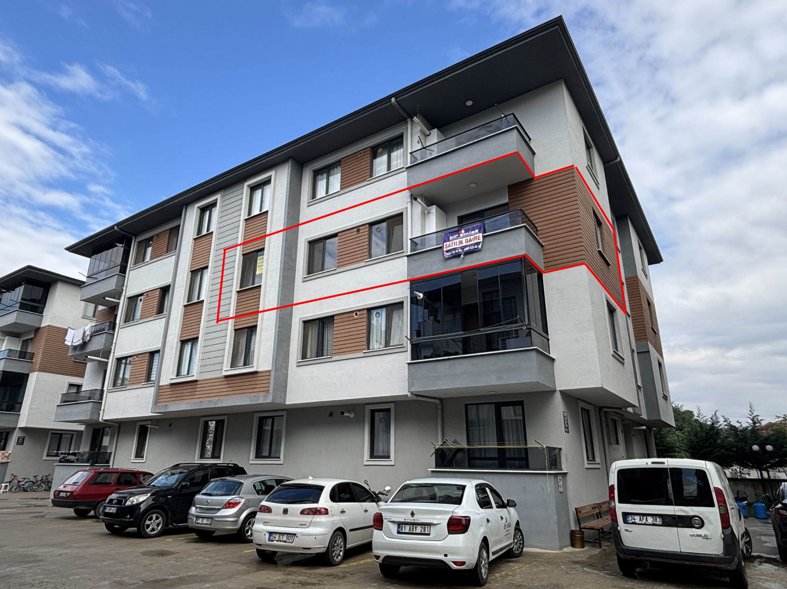 BEYCİLER BAHÇEKENT SİTESİN'DE 3+1 110 M2 SATILIK DAİRE