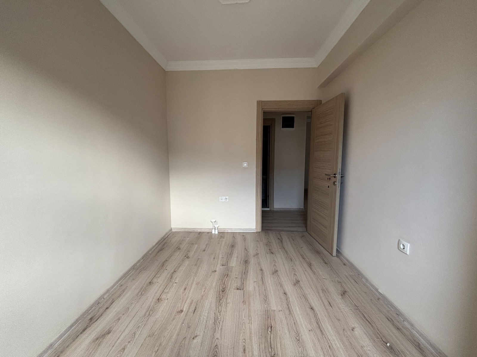 BEYCİLER BAHÇEKENT SİTESİN'DE 3+1 110 M2 SATILIK DAİRE