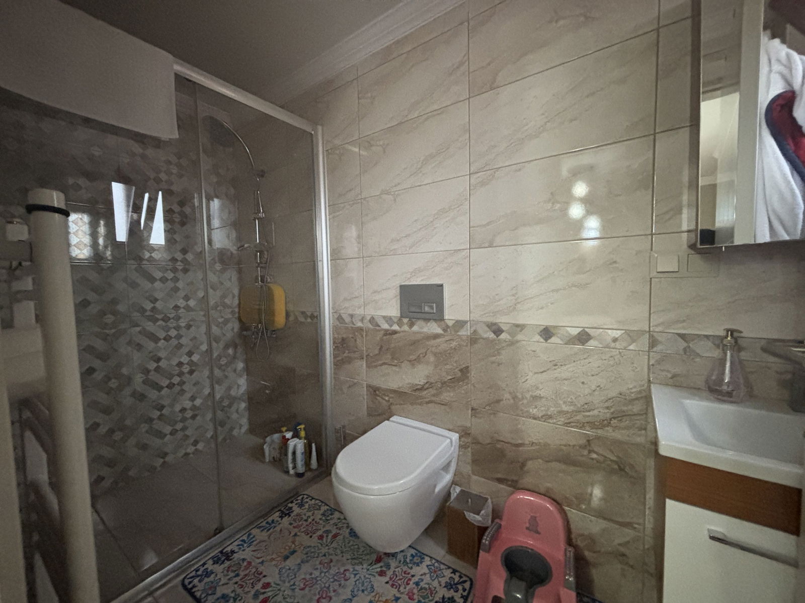 TORUNAY SİTESİ'NDE 3+1 150 M2 SATILIK ARA KAT DAİRE