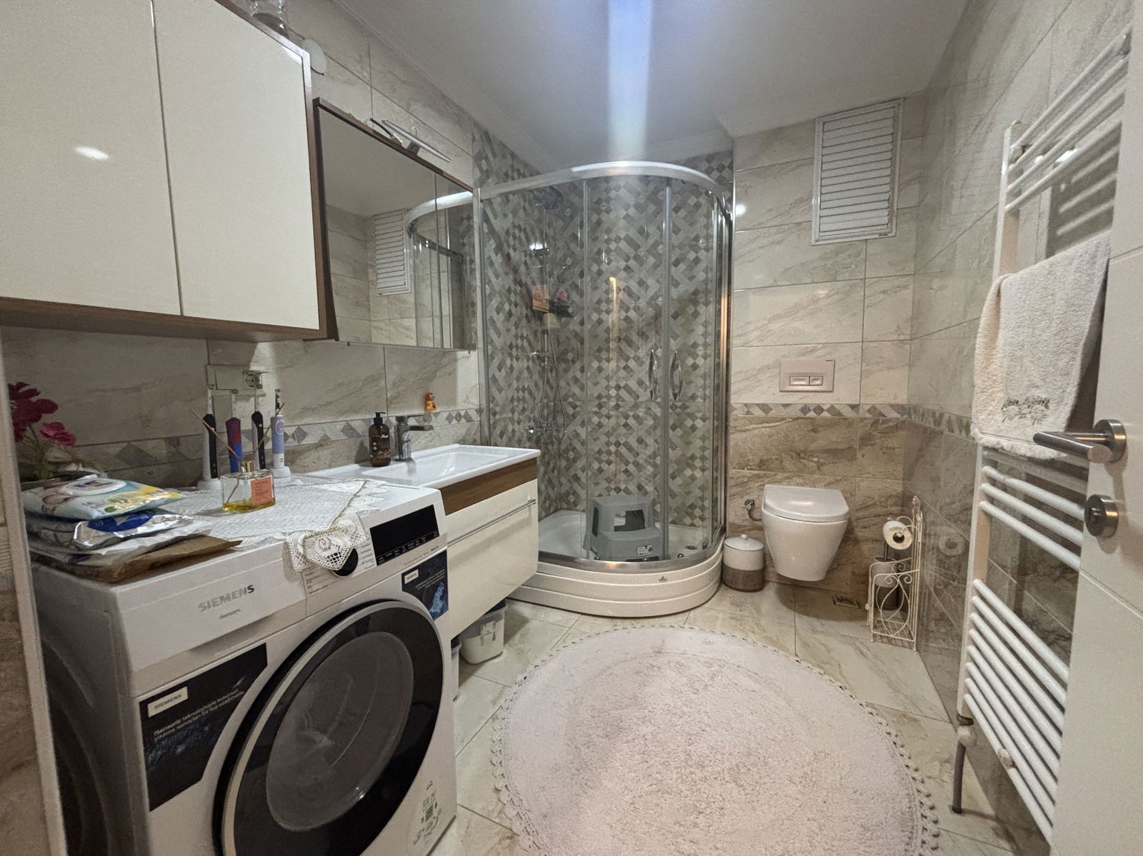 TORUNAY SİTESİ'NDE 3+1 150 M2 SATILIK ARA KAT DAİRE