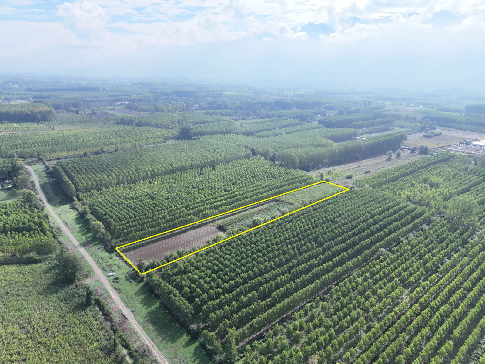 GÜLDERE KÖYÜ'NDE 5778 M2 SATILIK ARSA