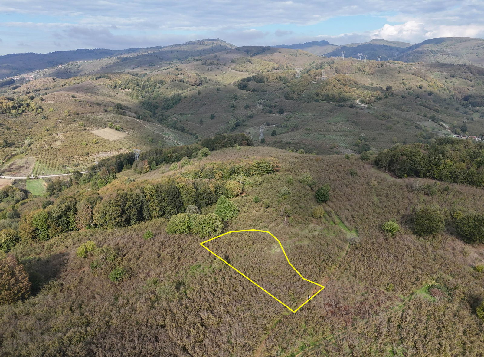 GÜLDERE KÖYÜ'NDE 5778 M2 SATILIK ARSA