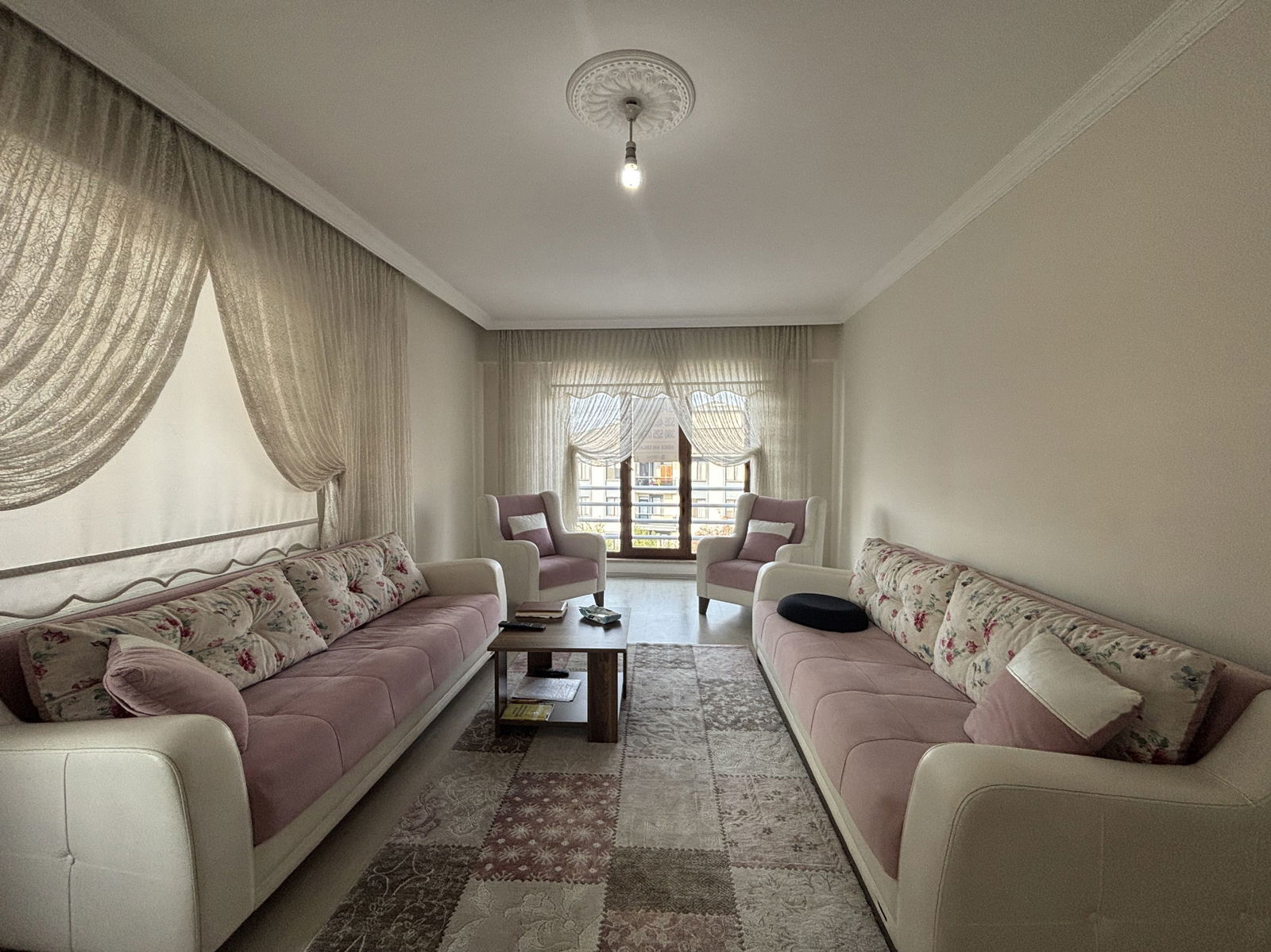 HAMİDİYE MAHALLESİ'NDE 2+1 100 M2 SATILIK ARA KAT DAİRE