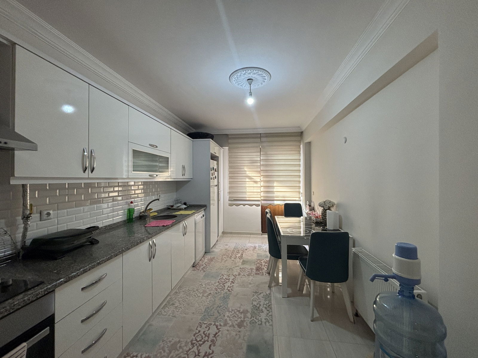 HAMİDİYE MAHALLESİ'NDE 2+1 100 M2 SATILIK ARA KAT DAİRE