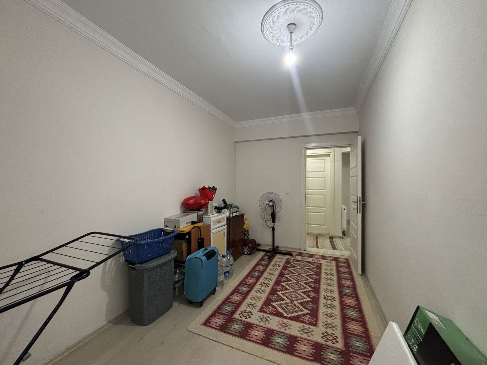 HAMİDİYE MAHALLESİ'NDE 2+1 100 M2 SATILIK ARA KAT DAİRE