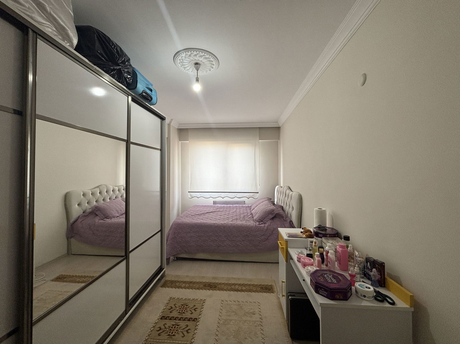HAMİDİYE MAHALLESİ'NDE 2+1 100 M2 SATILIK ARA KAT DAİRE