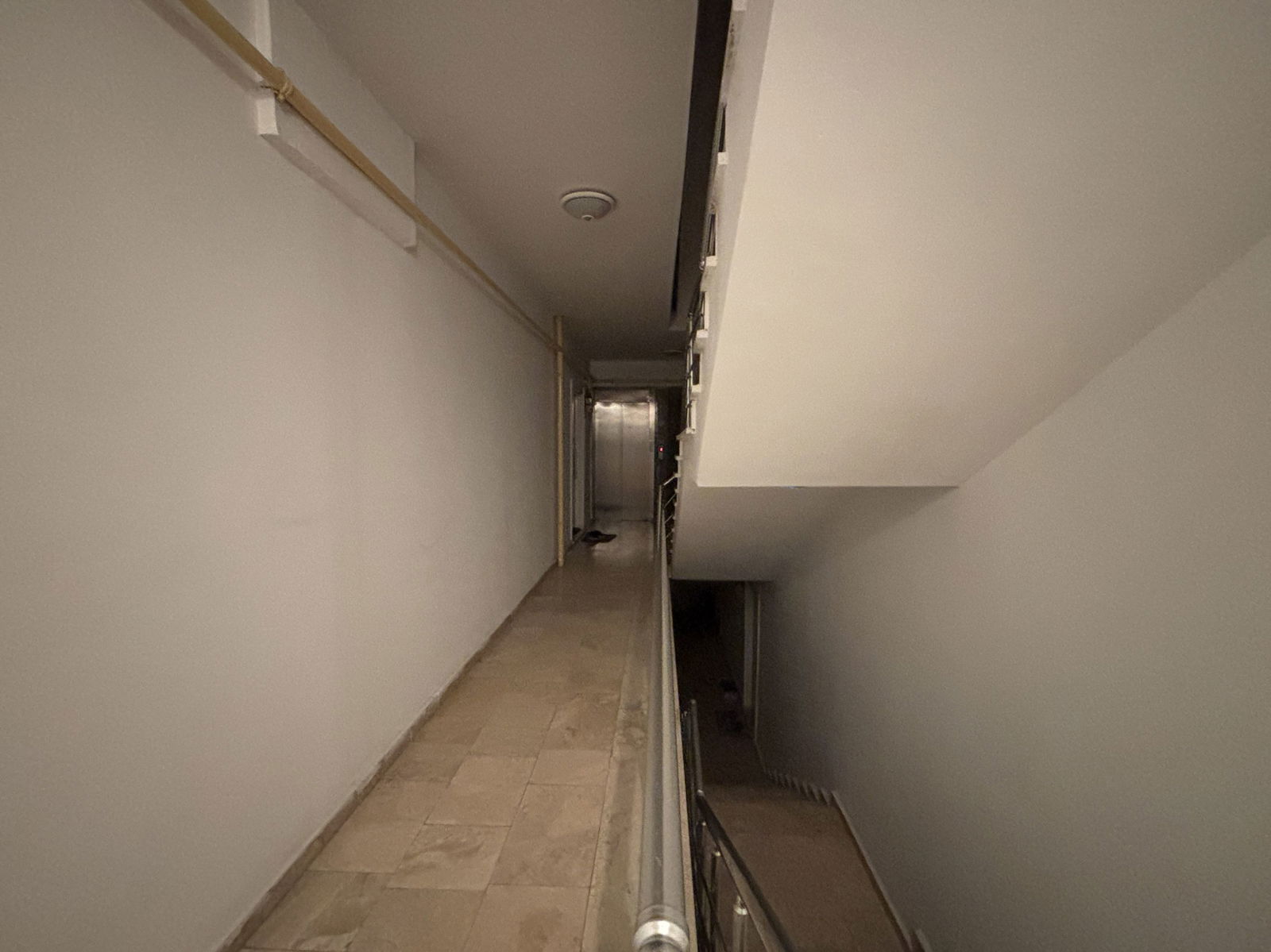 HAMİDİYE MAHALLESİ'NDE 2+1 100 M2 SATILIK ARA KAT DAİRE