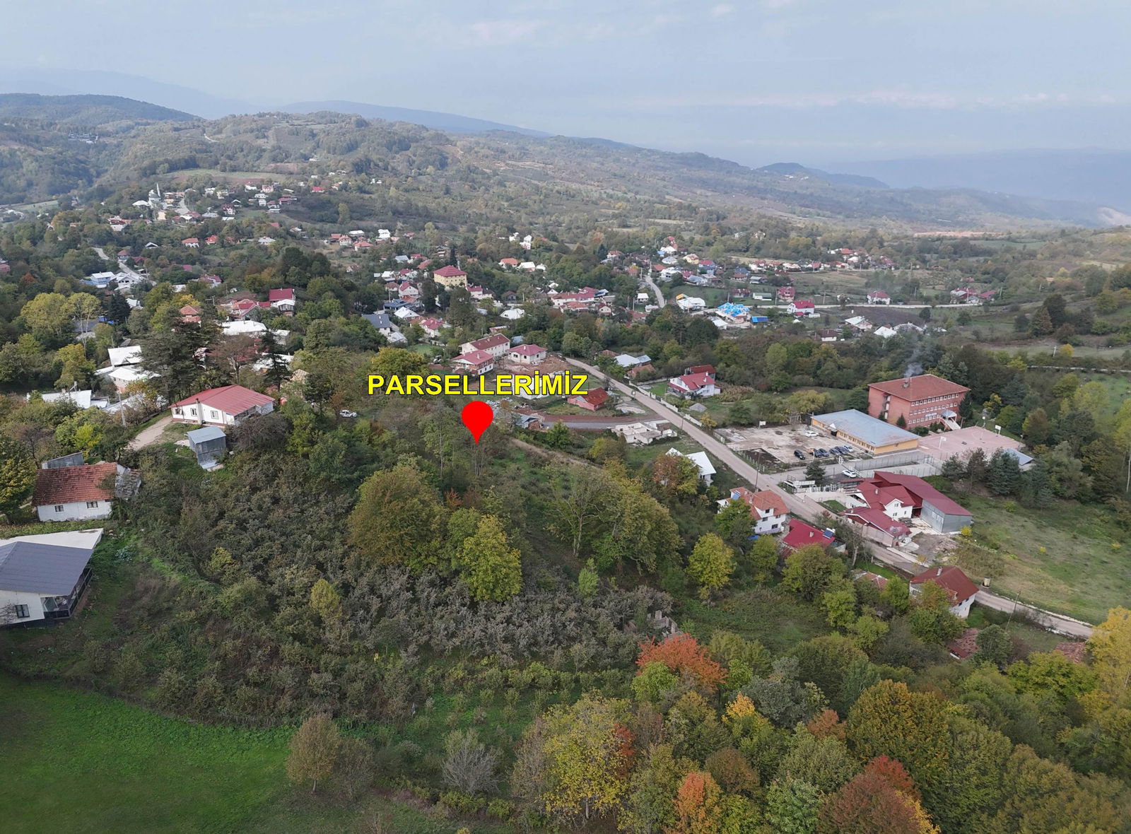 KAYNAŞLI DİPSİZGÖL'DE 976 - 1496 M2 ARASINDA SATILIK PARSELLER