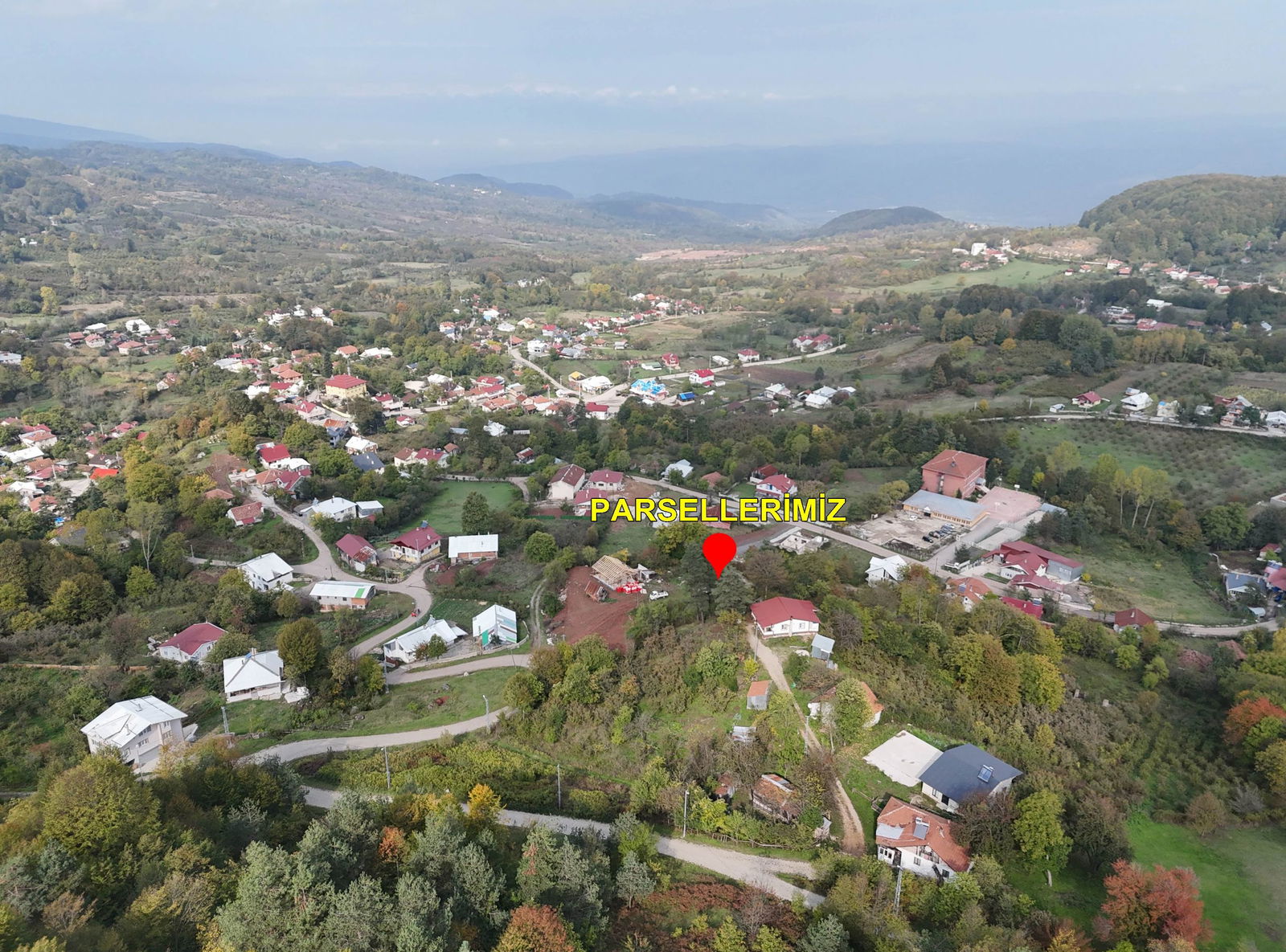 KAYNAŞLI DİPSİZGÖL'DE 976 - 1496 M2 ARASINDA SATILIK PARSELLER