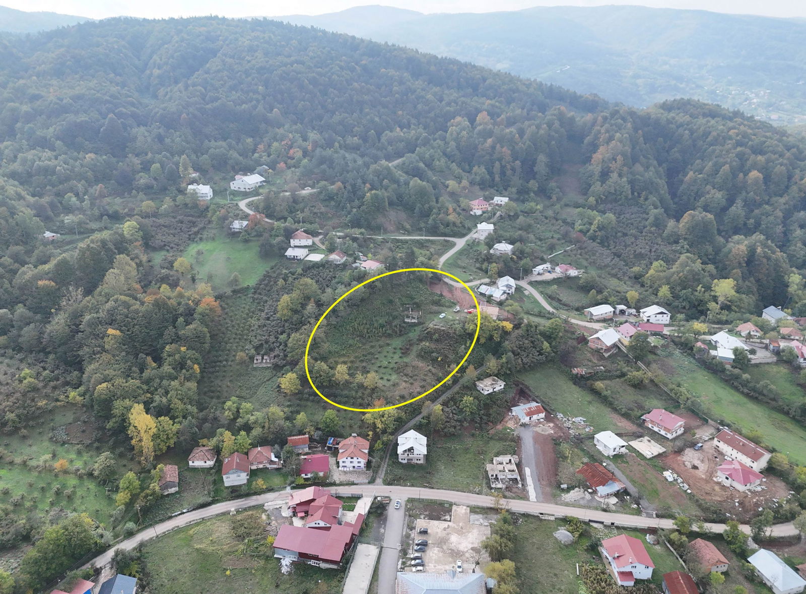 KAYNAŞLI DİPSİZGÖL'DE 976 - 1496 M2 ARASINDA SATILIK PARSELLER