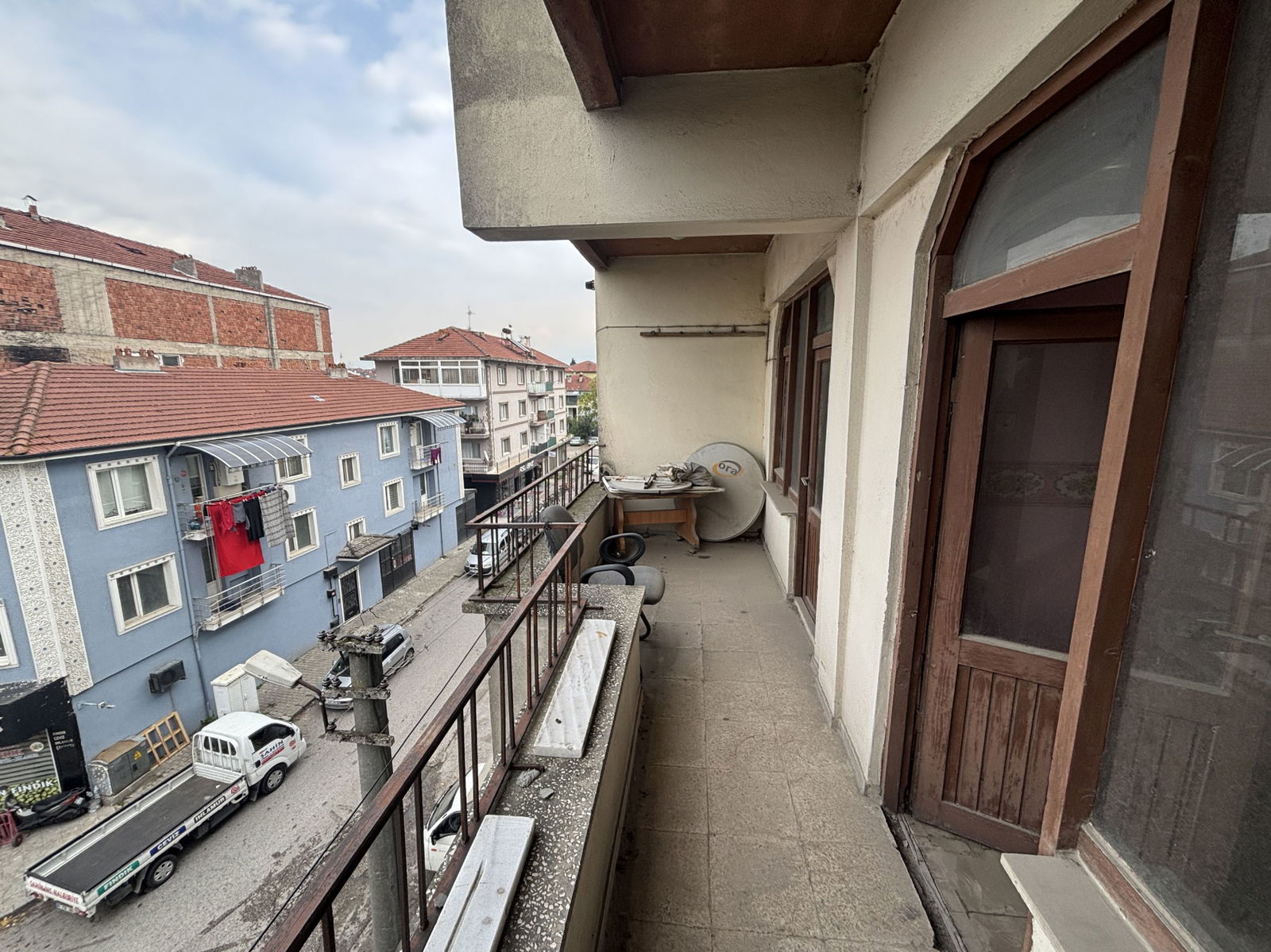 AZMİMİLLİ MAH. AYDINPINAR CADDESİNDE 3+1 121 M2 SATILIK DAİRE