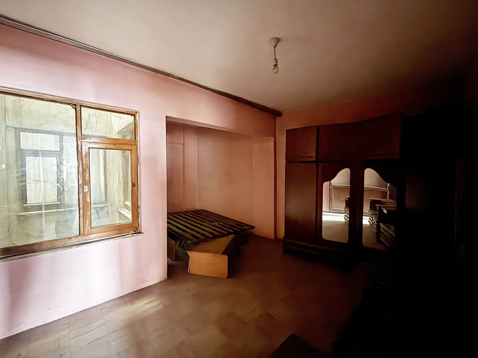 AZMİMİLLİ MAH. AYDINPINAR CADDESİNDE 3+1 121 M2 SATILIK DAİRE