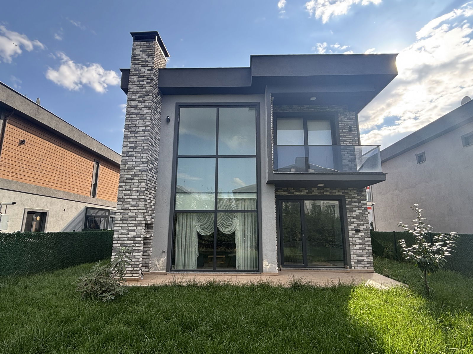 KÖRPEŞLER MAH. YEŞİLKENT 2'DE 4+1 191 M2 SATILIK TEKİL VİLLA