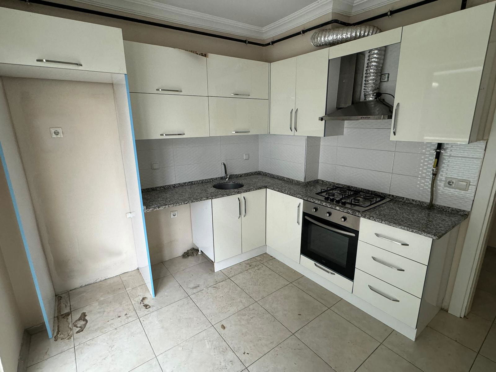 BURHANİYE MAHALLESİ'NDE 3+1 KİRALIK DAİRE