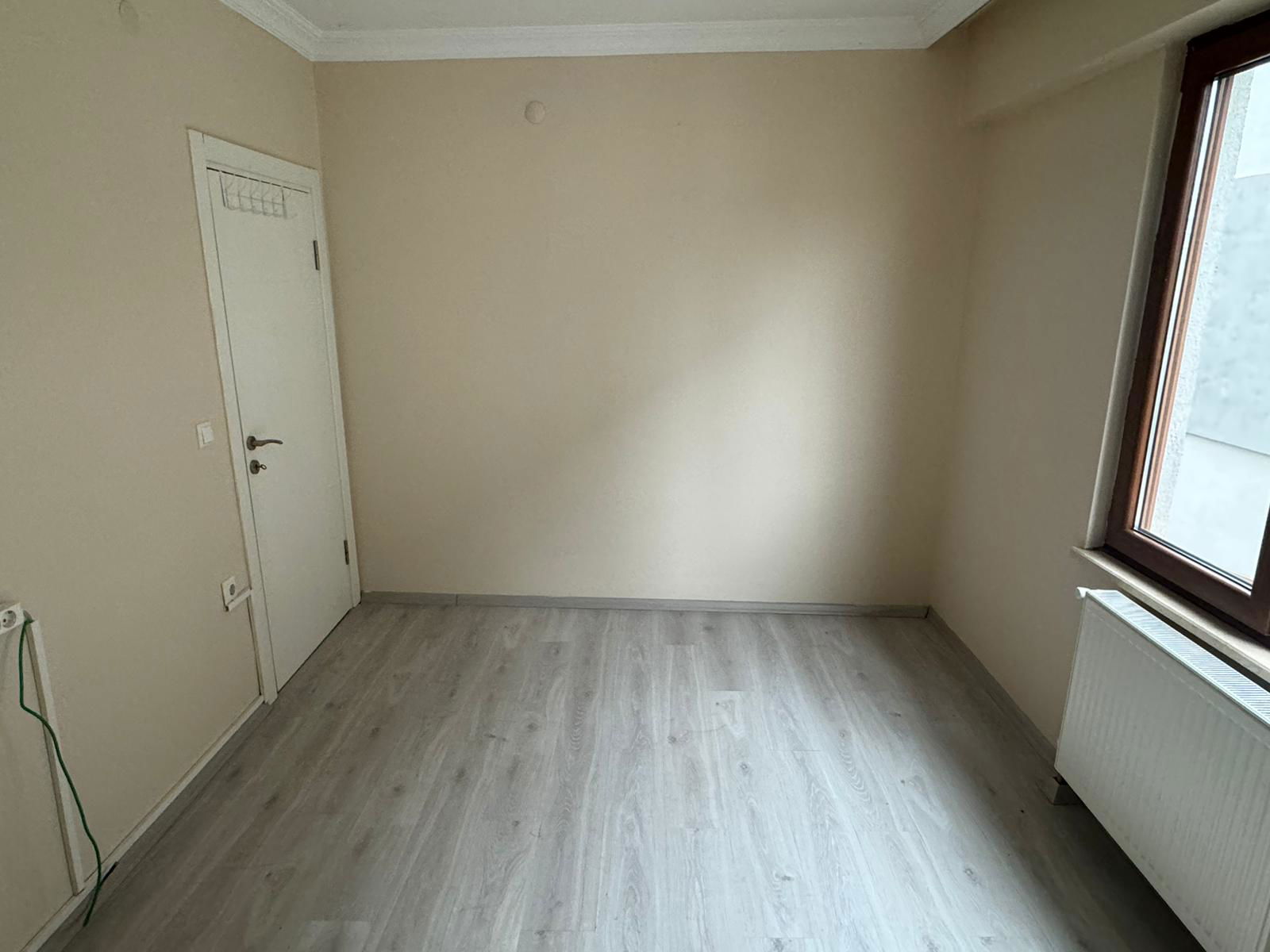 BURHANİYE MAHALLESİ'NDE 3+1 KİRALIK DAİRE