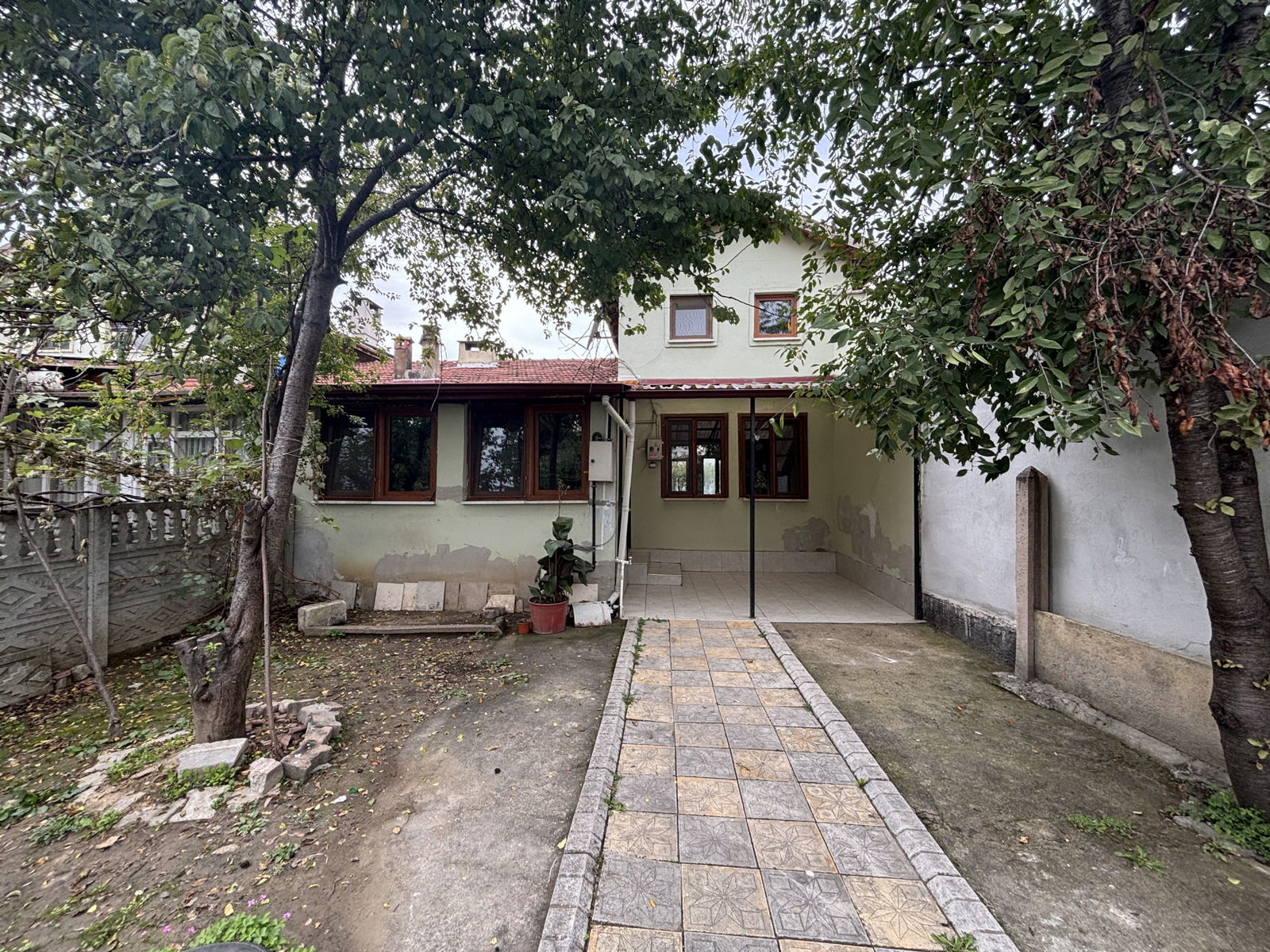 Kiralık Müstakil Ev 16,000 TL