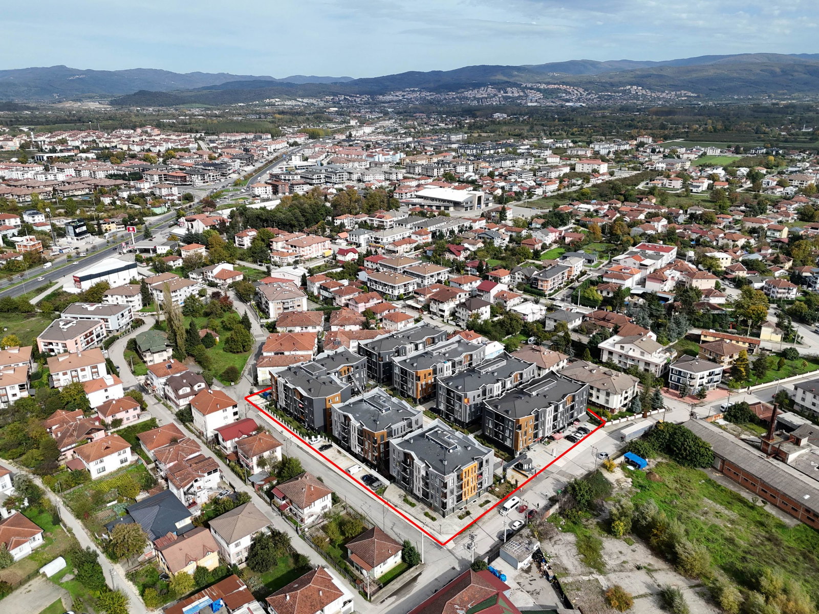 CUMHURİYET MAH. ALGÜN MODERN SİTESİ'NDE 3+1 125 M2 SATILIK DAİRE