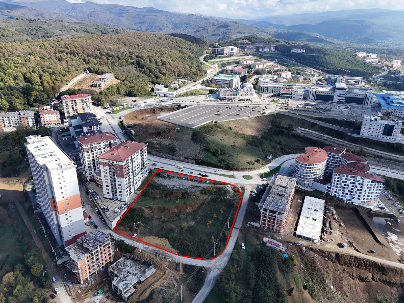 KONURALP ÜNİVERSİTE BÖLGESİ'NDE 6681 M2 SATILIK KUPON ARSA