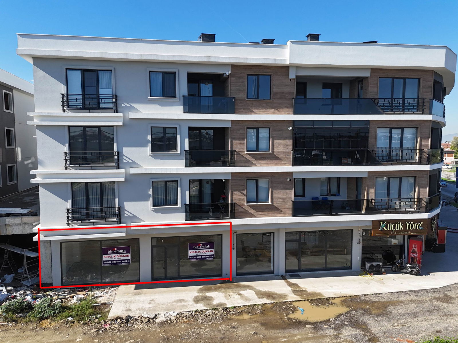 KÜÇÜK SANAYİ SİTESİNDE 187 M2 KİRALIK DÜKKAN