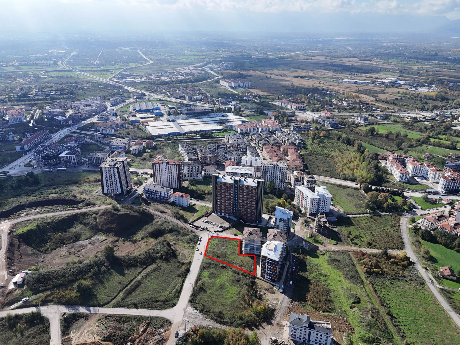 KONURALP ÜNİVERSİTE BÖLGESİ'NDE 1749 M2 SATILIK KUPON ARSA