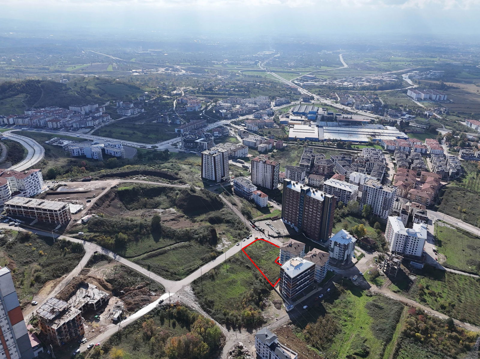 KONURALP ÜNİVERSİTE BÖLGESİ'NDE 1749 M2 SATILIK KUPON ARSA