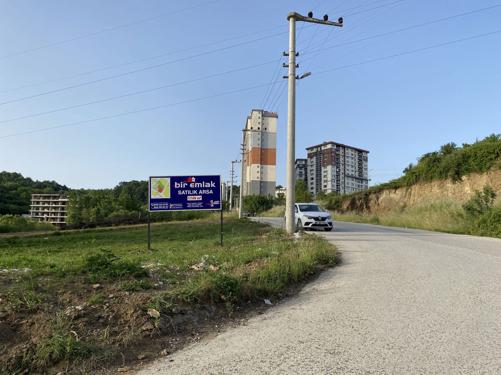 KONURALP ÜNİVERSİTE BÖLGESİ'NDE 1749 M2 SATILIK KUPON ARSA