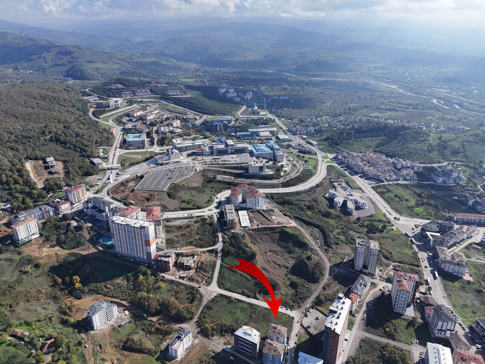 KONURALP ÜNİVERSİTE BÖLGESİ'NDE 1749 M2 SATILIK KUPON ARSA