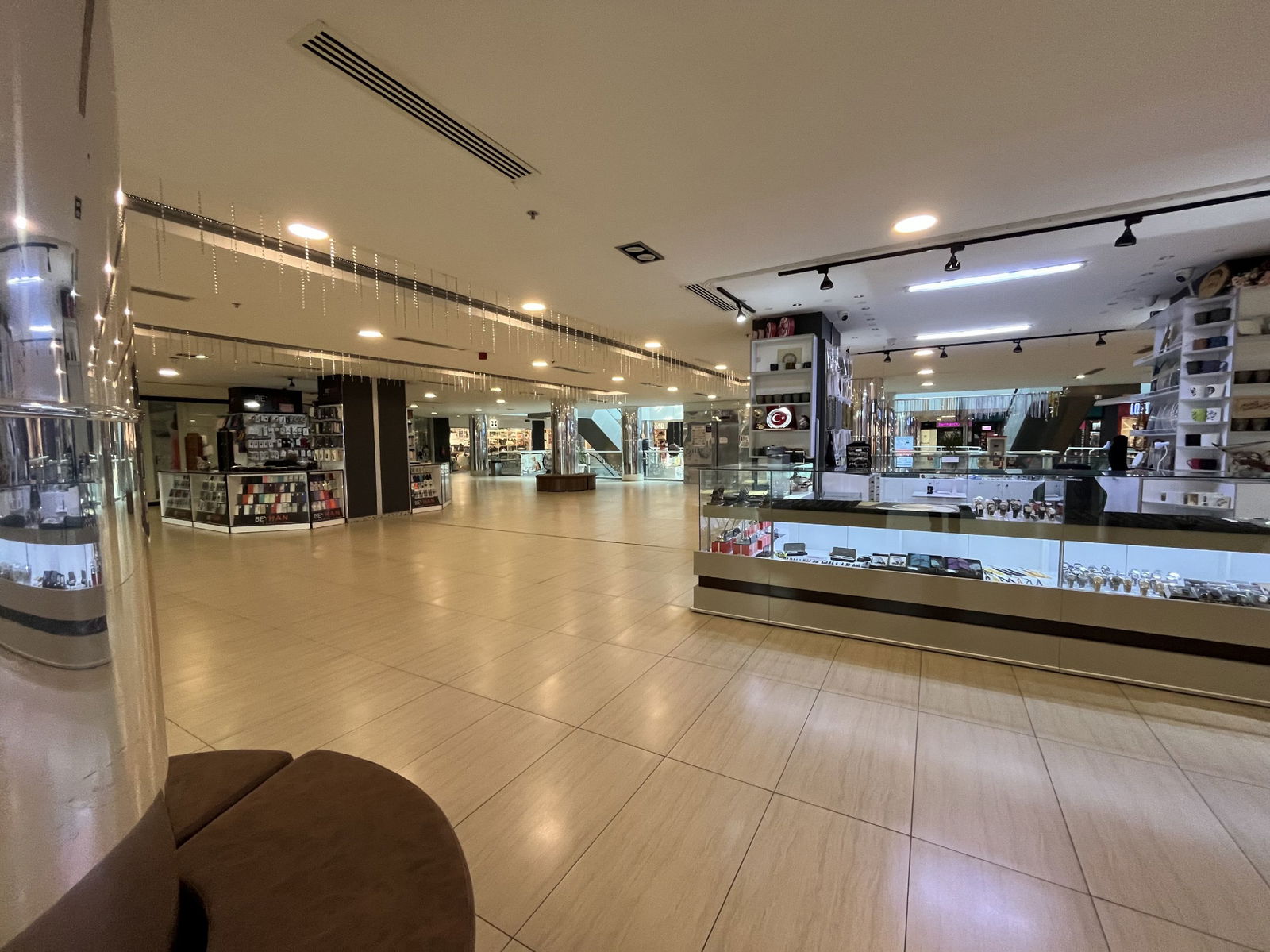 Kiralık Dükkan 7,500,000 TL