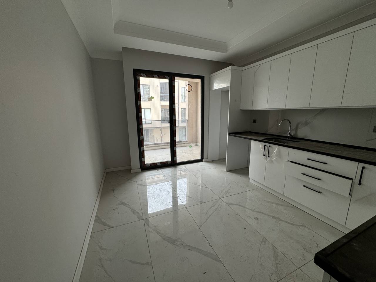 KOÇYAZI MAHALLESİ'NDE 3+1 130 M2 KİRALIK DAİRE