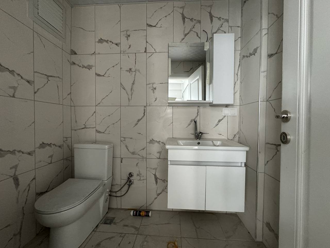 FEVZİ ÇAKMAK MAHALLESİ ADLİYE KARŞISI 68 M2 KİRALIK OFİSLER