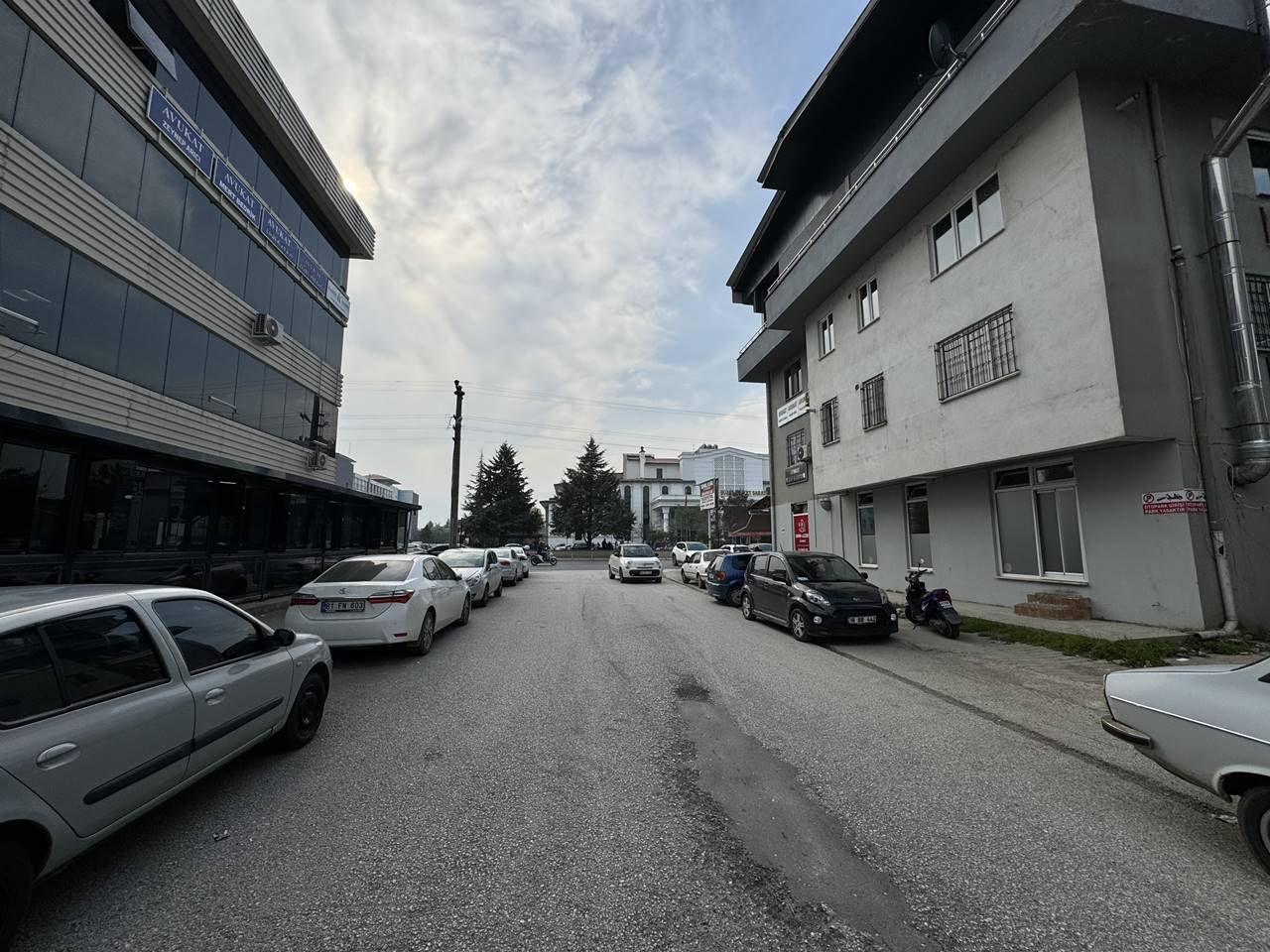 FEVZİ ÇAKMAK MAHALLESİ ADLİYE KARŞISI 68 M2 KİRALIK OFİSLER