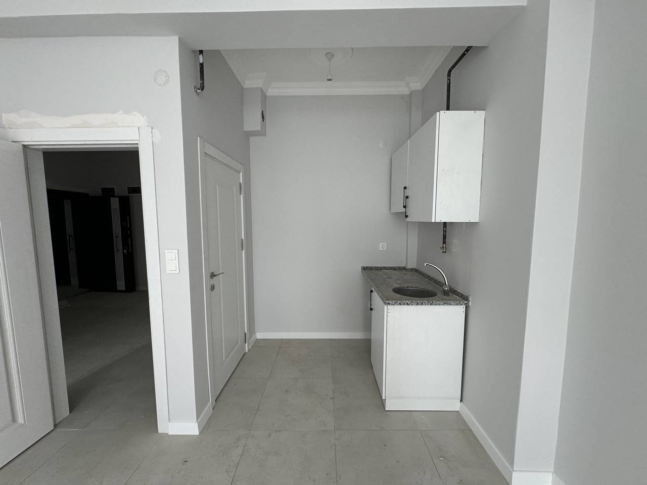 FEVZİ ÇAKMAK MAHALLESİ ADLİYE KARŞISI 68 M2 KİRALIK OFİSLER