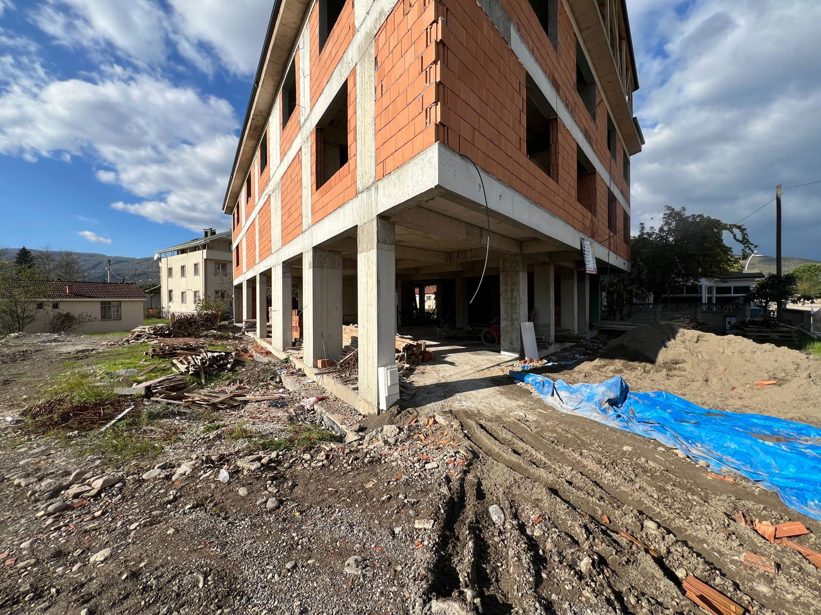 Kiralık Dükkan 120,000 TL