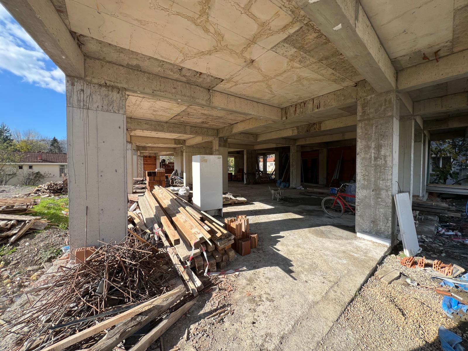 Kiralık Dükkan 120,000 TL