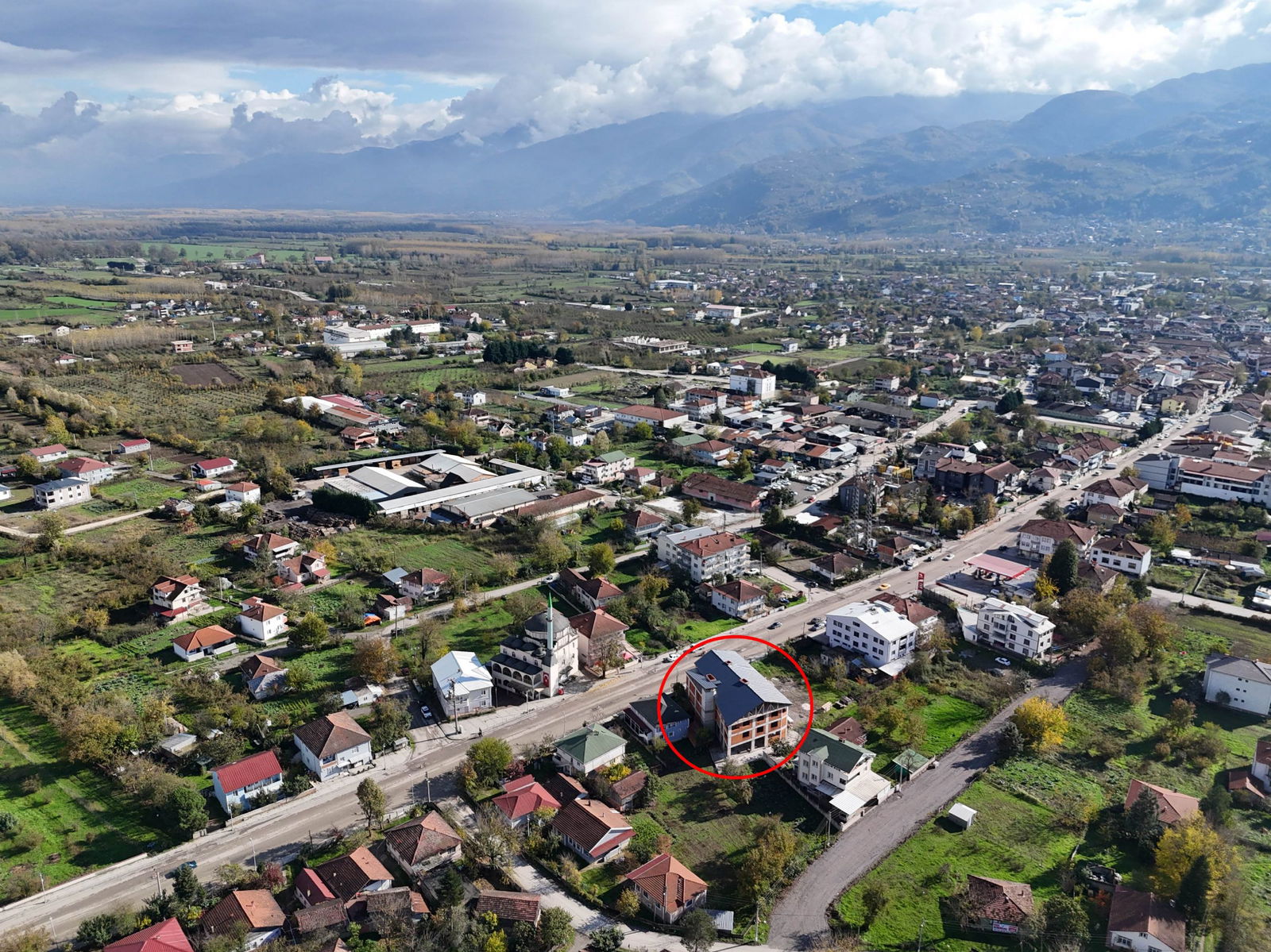 Kiralık Dükkan 120,000 TL