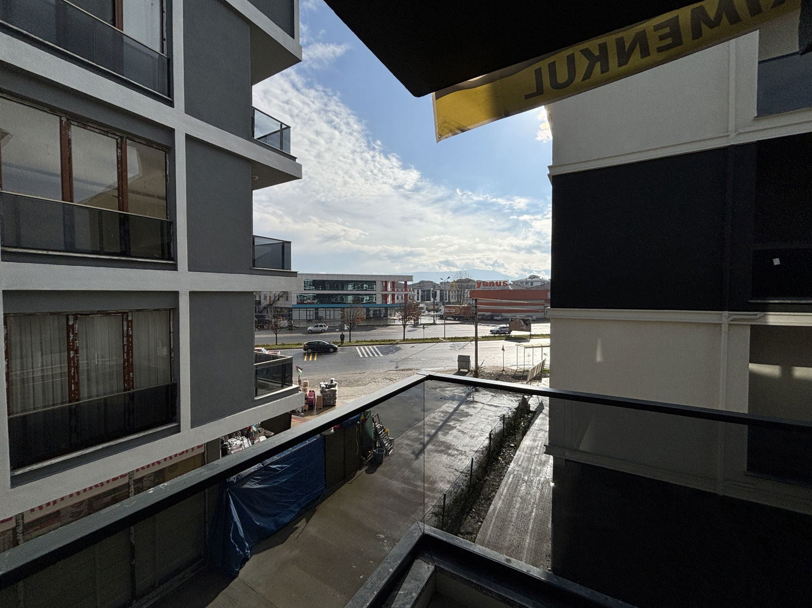 KOÇYAZI MAHALLESİ'NDE 3+1 125 M2 KİRALIK ARA KAT DAİRE