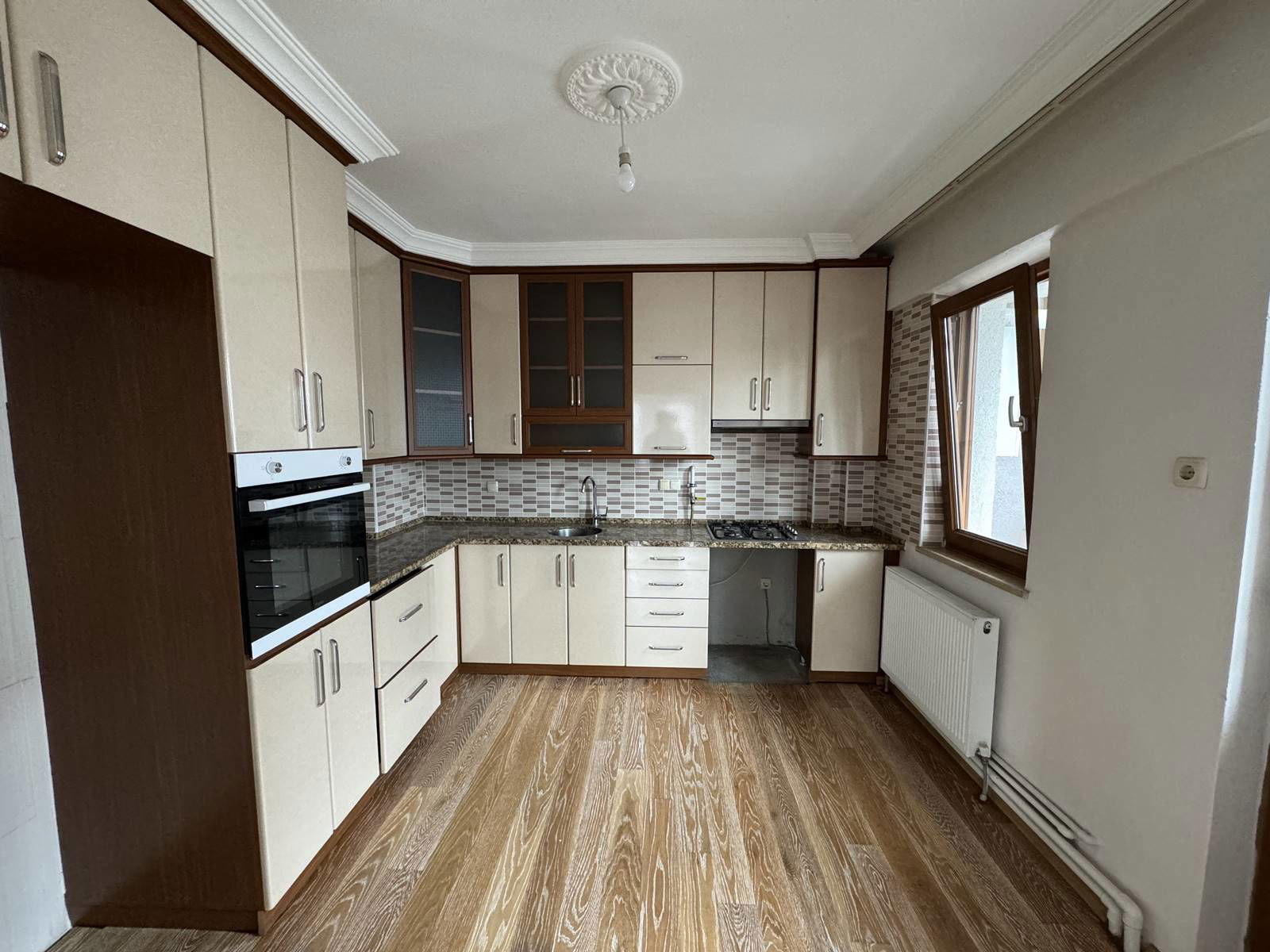 Kiralık Daire 19,000 TL