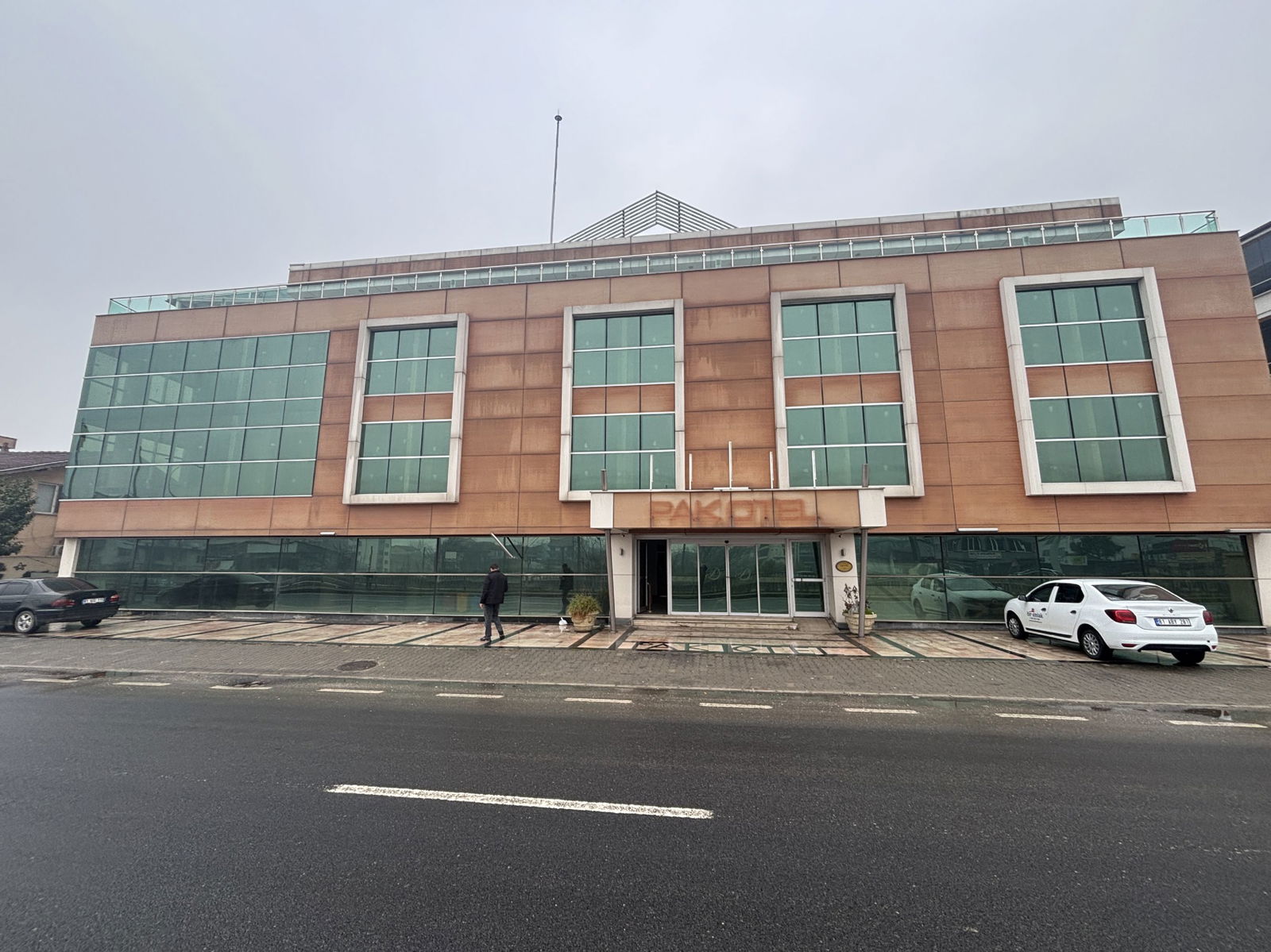 Kiralık&nbsp;Bina&nbsp;600,000&nbsp;TL