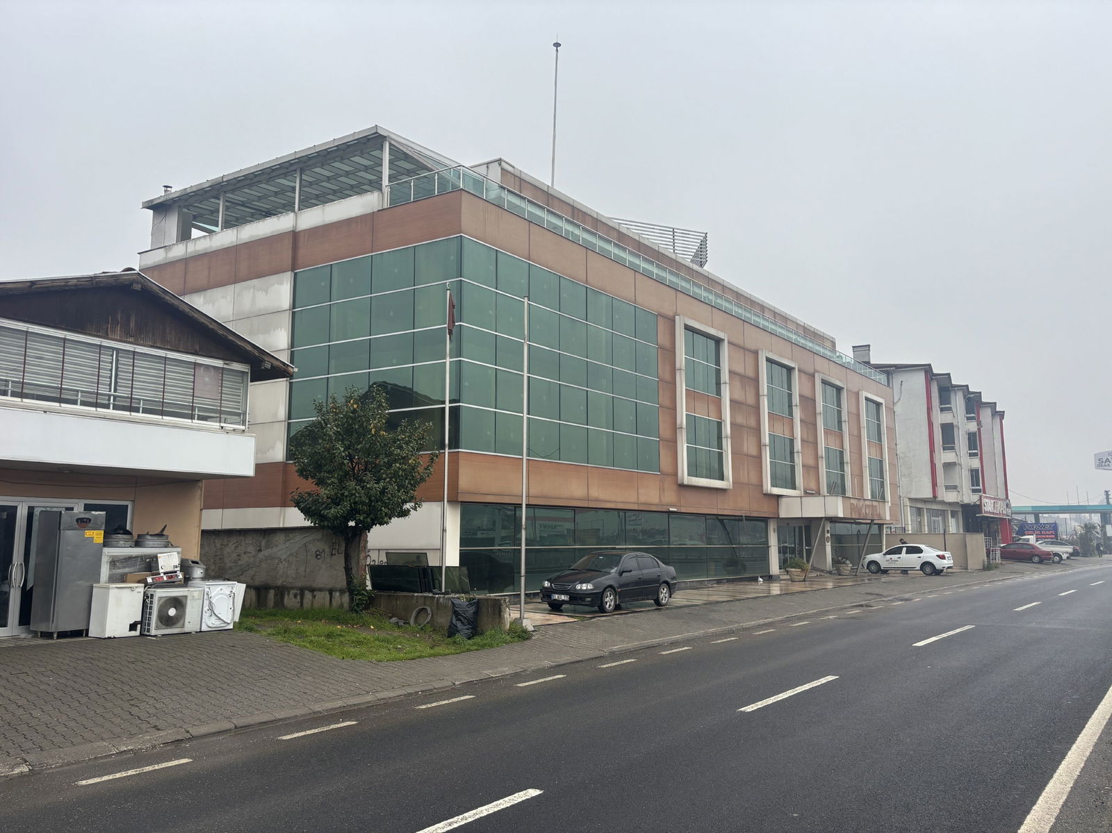 Kiralık&nbsp;Bina&nbsp;600,000&nbsp;TL