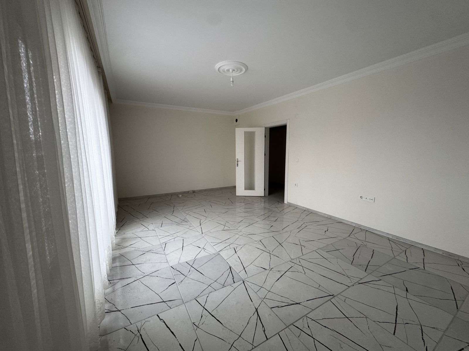 Satılık&nbsp;Daire&nbsp;3,700,000&nbsp;TL